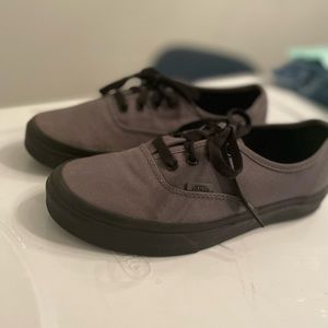 Newish black and grey vans, maybe worn 3 times! 7.5